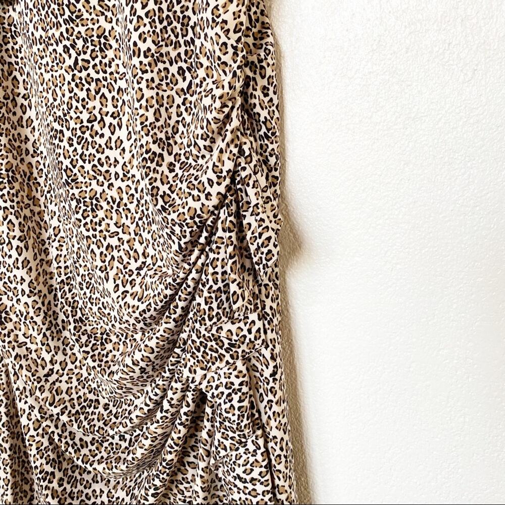 Betsey Johnson Ruched Side Sleeveless Leopard Print Dress Size 10 - Picture 5 of 7